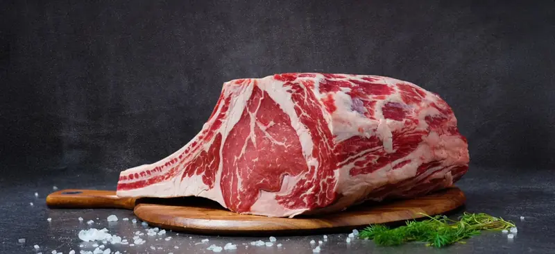 Ritagli di carne cruda